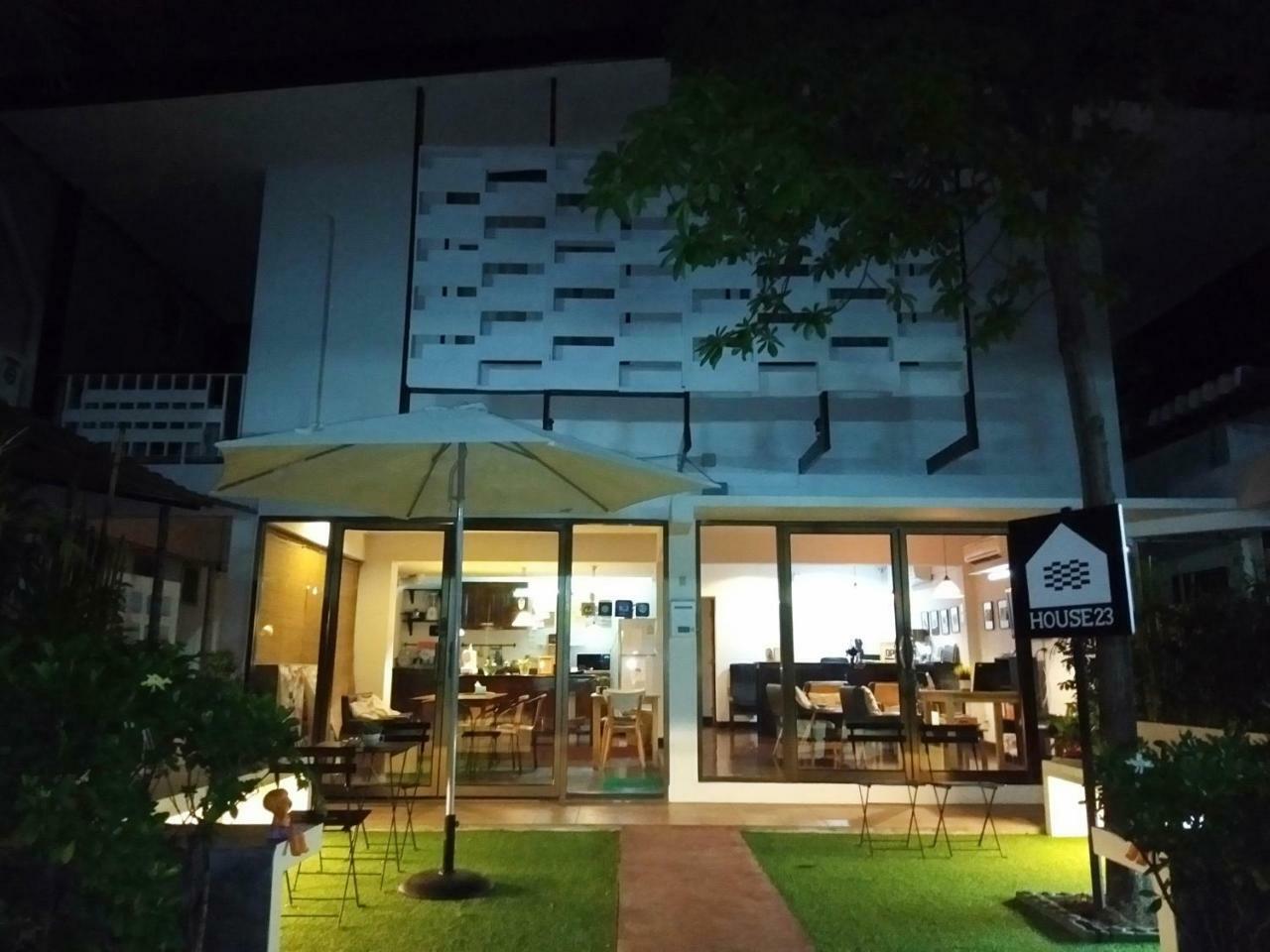 House 23 Guesthouse Bangkok Exterior photo